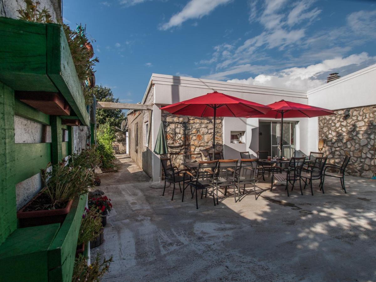 Silba Otium Hotel Exterior photo